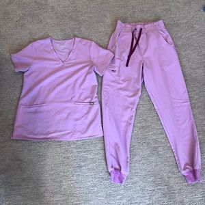 Figs Lilac jogger scrub set